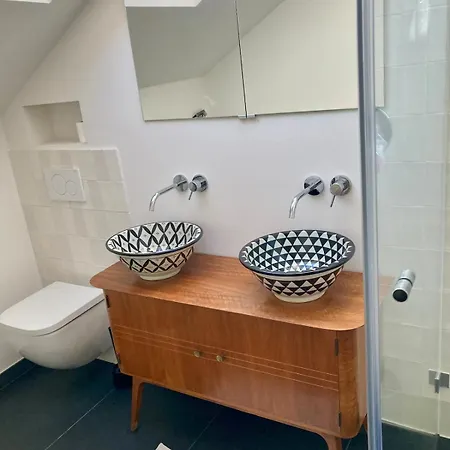 Turmwohnung Ueber *