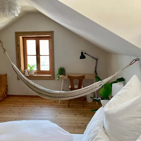 Turmwohnung Ueber *
