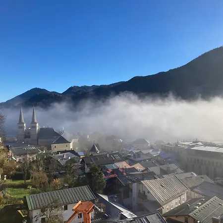 Turmwohnung Ueber *
